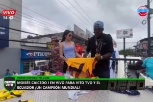 家乡的骄傲！凯塞多在家乡大篷车游行并签名，庆祝赢得世俱杯