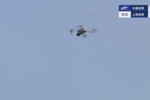 意外情况！空中有无人机干扰，亚泰vs海港比赛暂停了几分钟
