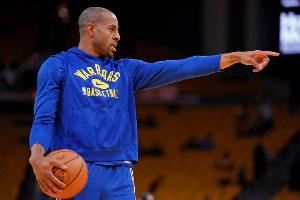 一哥：小时候我学习比打球更好 老师说若我选择篮球我将一事无成