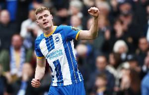 罗马诺：罗马接近租借布莱顿前锋埃文-弗格森，全额支付薪水