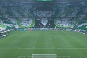 震撼！京沪德比赛前工体巨型TIFO：主角为哪吒，文字北京城！