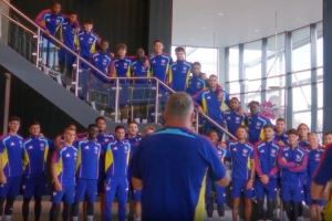 阿森纳社媒晒出球队季前赛合影视频：我们全队上下准备好了