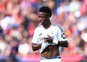 阿斯：维尼修斯要税后2000万年薪&超过姆巴佩，皇马不愿逾越底线