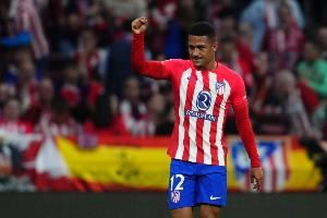 记者：那不勒斯正在考虑引进利诺和久保建英