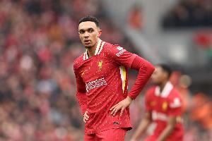 本赛季五大联赛后卫被过榜：阿诺德56次最多，罗宾逊、明格萨在列