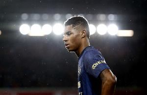 记者：拉什福德今日进行了巴萨首次训练 特狮则仍在单独恢复中