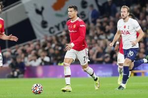 埃基蒂克会如何？足坛历史9500万欧共4人：凯恩C罗，穆阿尼安东尼