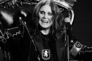 阿斯顿维拉官方悼念摇滚巨星&球队死忠奥兹-奥斯本：愿你安息