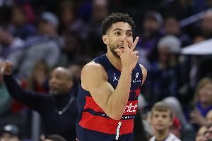 Shams：活塞将与后卫科尔比-琼斯签下一份双向合同