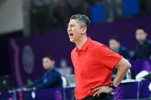 媒体人：就热身赛表现出来的东西 中国男篮打亚洲杯真有点不太够