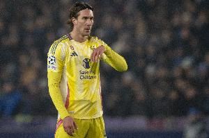 记者：米兰会尝试签下贡萨洛-拉莫斯和弗拉霍维奇中的一人