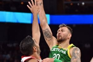 都是火箭旧将！欧媒：莫泰不在斯潘诺里斯计划内 寻求离开摩纳哥