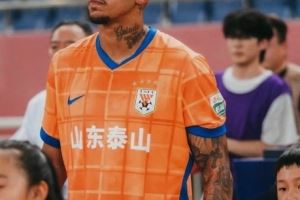 上轮伤退！克雷桑更新社媒，晒出自己的中超出场图