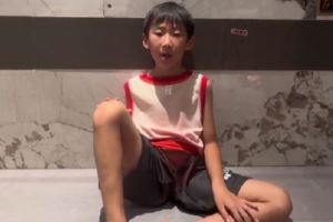 剪辑型球员？周琦儿子糊糊打U6比赛：我要努力训练填满技能点