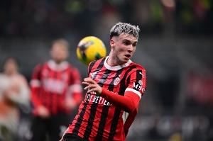 米体：米兰因纪律问题放弃A-希门尼斯 皇马明夏回购只需1200万欧