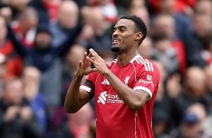 目前周薪15万镑！英媒：利物浦计划年底与赫拉芬贝赫涨薪续约