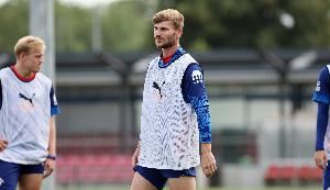 年薪1000万！维尔纳替补出战3分钟，完成一次越位并挡出队友射门