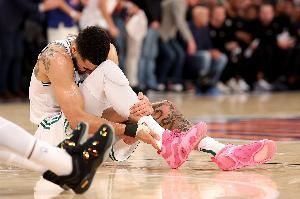 均跟腱断裂！獭兔:和利拉德/哈利/穆雷的群聊很特别 我们理解彼此