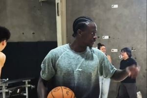 新力量超强输出！新加入广州男篮的球员发展教练Myck激情满满