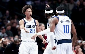 一个赛季50场！某教练：双向球员出场额度现在比伤病报告还重要