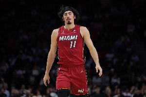 正负值+43！斯波：哈克斯打得很有侵略性 说他表现出色都算保守了