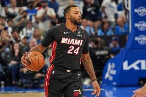 场均24分7.3篮板!热火迎战黄蜂!鲍威尔因右腹股沟酸痛缺阵