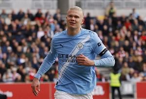 连续4个主场至少打入两球，哈兰德是福勒、苏牙后英超历史第3人