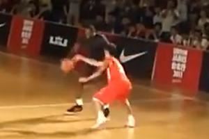 生断詹姆斯一条龙快攻暴扣!CBA球员大学时期打出中国行名场面 生断詹姆斯一条龙快攻暴扣!CBA球员大学时期打出中国行名场面