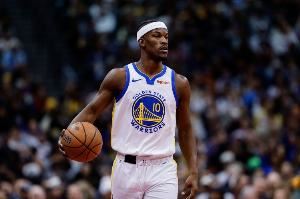 巴特勒：当库里不在场上时 我们必须把强度提升好几个档次